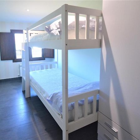 Apartamento Con Terraza En กัมบาโดส ภายนอก รูปภาพ