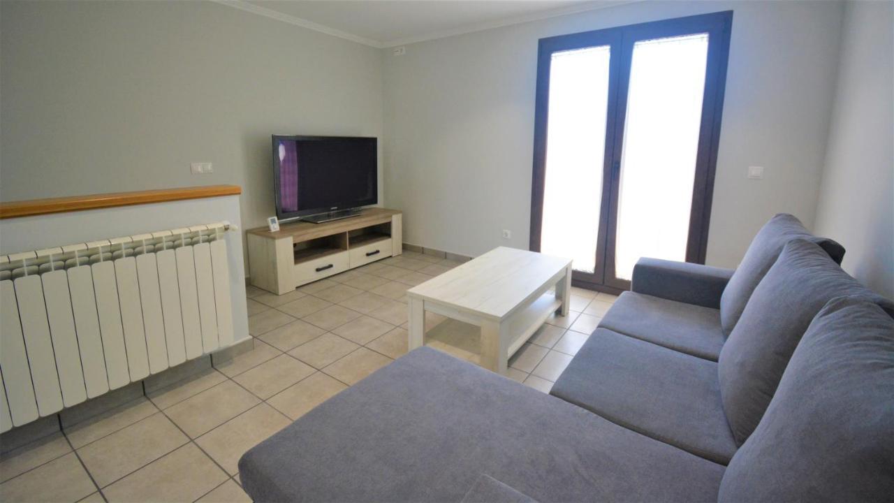 Apartamento Con Terraza En กัมบาโดส ภายนอก รูปภาพ