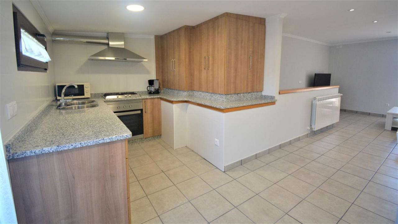 Apartamento Con Terraza En กัมบาโดส ภายนอก รูปภาพ